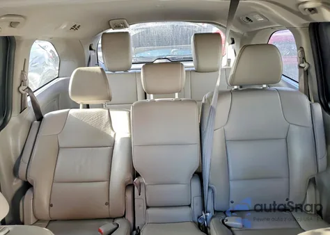 2016 Honda Odyssey Exl z USA, uszkodzony, nr VIN 5FNRL5H61GB093529